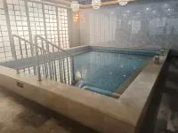 Binzhou Yingshou Fukangyang Service Center - Pools
