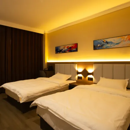 Yilong Ruiyun Hotel (Hengshui Heping East Road)