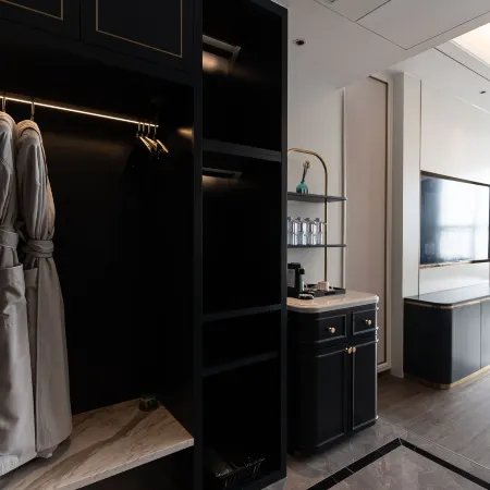 XANA Deluxe Hotel (Shenyang Xita Shifu Avenue Subway Station)