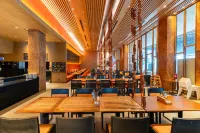 โรงแรมเซ็นทารา ไลฟ์ มาริส รีสอร์ท จอมเทียน - พร้อมอาหารเช้า