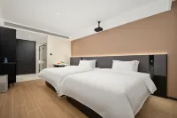 Yilong Anyun Hotel (Guangzhou Yongqing Fang Chen Clan Academy Subway Station Branch