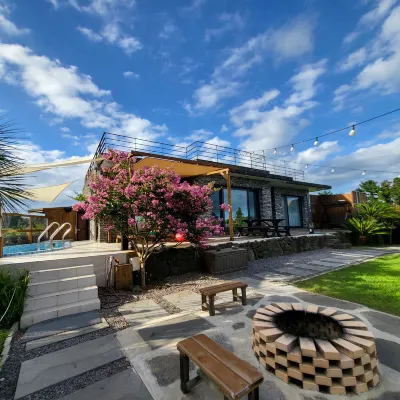 Habisol Private house Hoteles cerca de Galería Kim Young Gap Dumoak