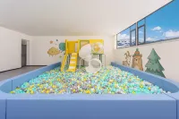 Taoli·Mengket Hidden Manor - Gym