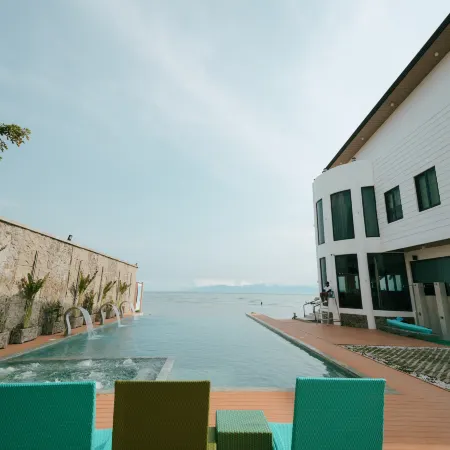 PlayaLolita Beach Resort
