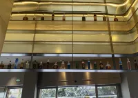 Yizhi Hotel (Guangzhou Shangxiajiu Pedestrian Street Rainbow Bridge Metro Station Branch) - bar
