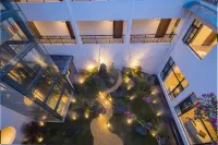 Xichang Heyue Guanhai Resort Hotel