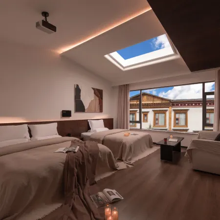 Shangri-La Xinjiuyi Homestay