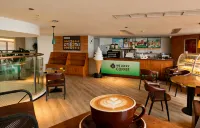 Urba Hotel (Shengsi Jihu Beach Branch)