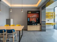 7 Days Hotel（ (Jiayuguan Fangte Tang Dynasty Food Street Branch)