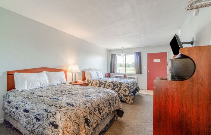 Capital O Aurora Inn Monett US 60