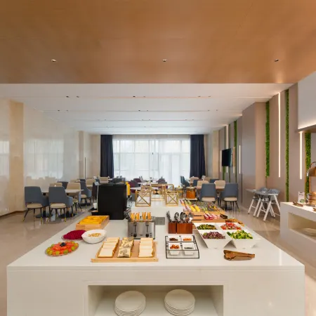 Lavande Hotel (Jinghe People's Park Branch)