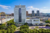 Jinding Hotel Mile - 3-نجوم