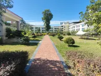 Vienna Hotel (Shaoguan Renhua Danxia Mountain Scenic Area Branch) Hotels in Renhua