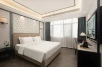EZZI Hotel (Zhengzhou Longhu Senda College of Economics and Trade Management)