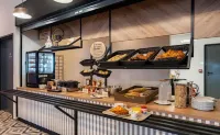 B&B HOTEL Valenciennes Onnaing - parking