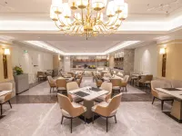Vienna International Hotel (Shenyang Fantawild Happy World Shenbei University Town Branch) Hotels near Shenbei