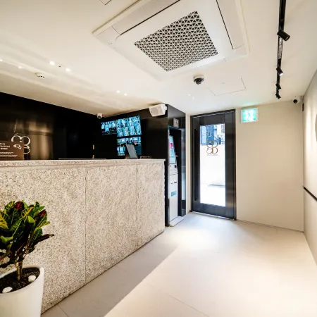 Hotel Code Cheonho Отели рядом с достопримечательностью «Рынок Амса»