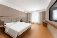 Holiday Lanting · LUXE Smart Audio-visual Designer Homestay - New