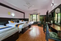 Hotel Monalisa Chitwan Pvt. Ltd. - Balkon