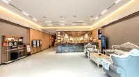 Vienna Hotel (Yichun Administration Center Store)