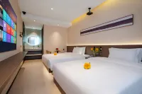 Kunming Banshe Hotel (Dadu Skyscraper Shopping Center, Erji Road Subway Station)