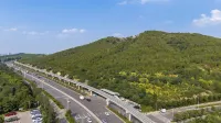 Yizhi Hotel (Jinan Chunhui Road Intelligent Manufacturing Valley Industrial Park Branch) - غرفة مطلة على الجبل