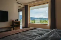 Private Hot Spring Homestay with Frontline Sea View, Star Tide Sea, Fishing Village of Lashihai - ที่มีบาร์