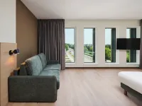 Premiere Classe Warsaw Airport Hotels near أورسينوف