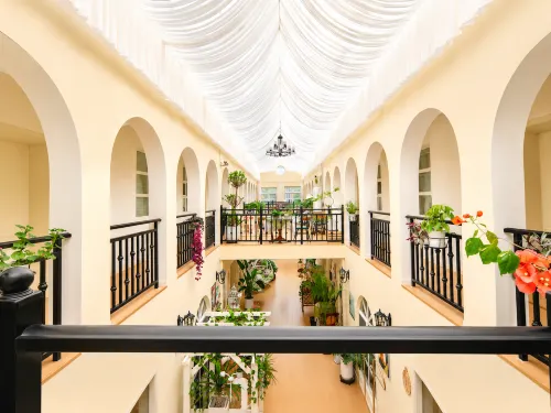 花築·悠悅居 Courtyard閑庭美宿（伊寧站伊寧機場店） - 廚房