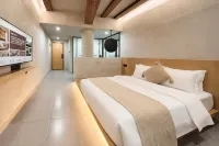 Zi Yun Ge Light Luxury Smart Homestay (West Lake Branch) - Parkering