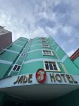 JADE HOTEL - parking