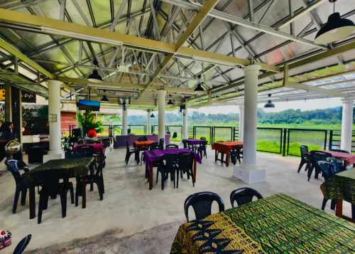 D'Rumah Bonda River View - parking