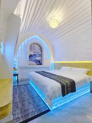 Muyunyi Homestay - New