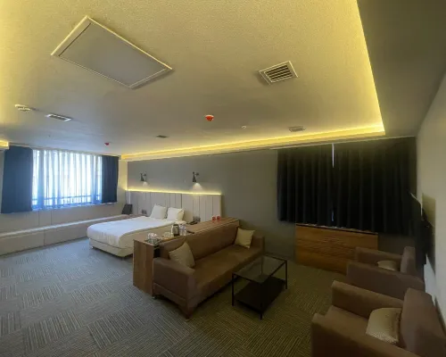 Nira Boutique Hotel Hôtels à proximité de : Ambassade des États-Unis