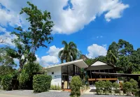 Nahm Khao Sok Hostel and Camping - Pools