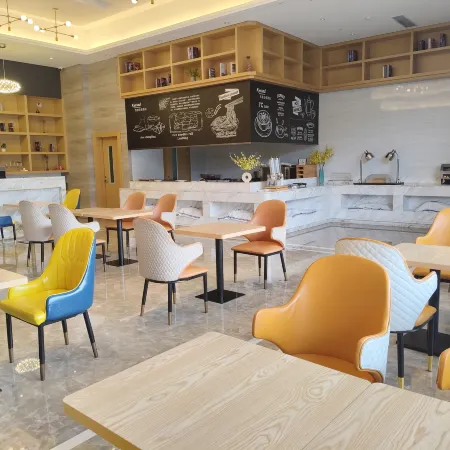 Kyriad Marvelous Hotel Luoding Ring City East Road