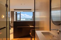 Leshan L Private Soup River View Hotel · City Vacation - Cheap