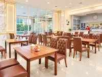 Morakot Hotel Chumphon - Nouto- ja jättöpalvelut
