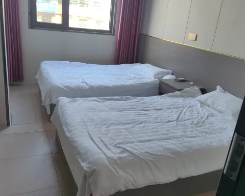 Fuxingge Hotel Hotels in Xinxiang County