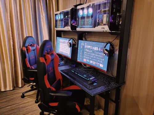 Zhizhen Carry E-sports Homestay (Shishi Takfi Plaza) -  Gaming & Esports