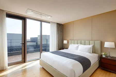 Lotte Artvillas  Resort Jeju Отели рядом с достопримечательностью «Bonte Museum»