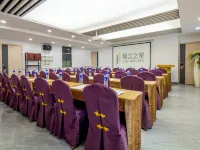 Jinjiang Inn (Taiyuan Wanda Plaza Longtan Park Branch) Hotels near Black Dragon Pool