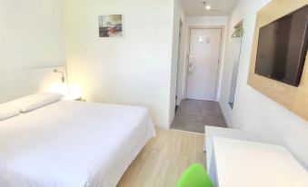 Motel 168 (Shanghai Jiading Bailian Shopping Mall)