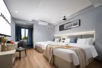 Baiya Smart Hotel (Jianghan Road Metro Pedestrian Street Night Market) Hotels in Wuhan