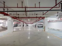 BORRMAN HOTEL （Guigang sports center& railway station  Branch ） - Parkering