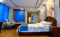 Nangqian Auspicious Hotel - Parkering