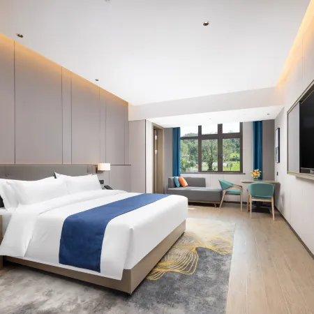 tianhai botang  hotel (balihu tiyu zhongxin  dian)