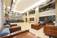 Jingdu Art Hotel (Fuyang Dongkou Bus Station Terminal)