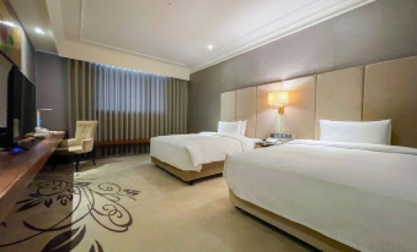 CHECK inn Select Tainan YongKang