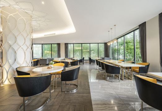 2. 피쳐드 오렌지 ..